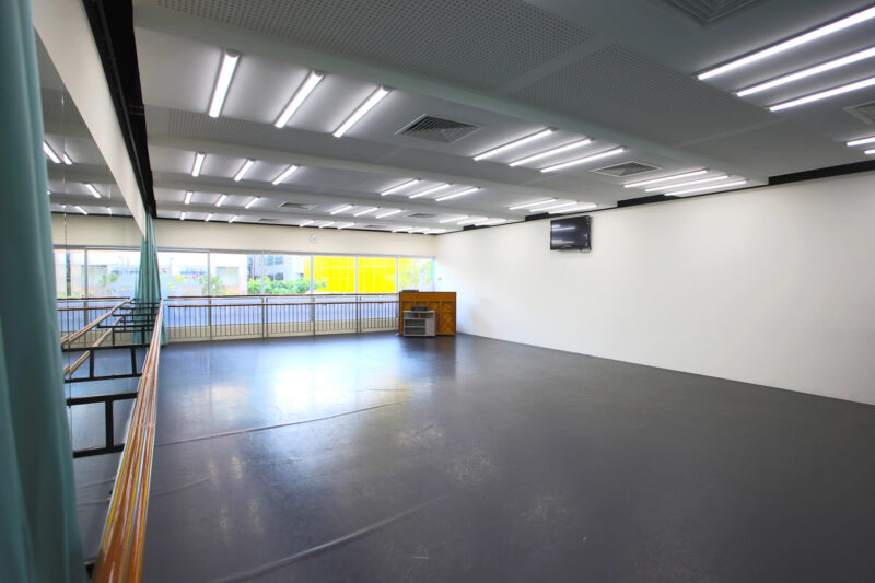 Crestar-Studio-Rental-01